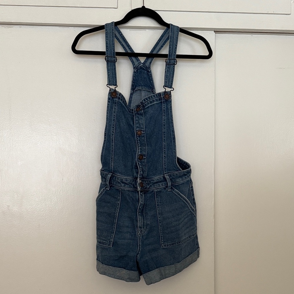 HOLLISTER, Denim Overalls Shorts